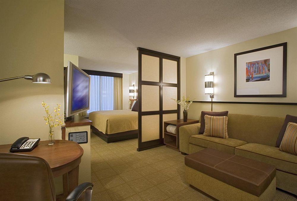 Hyatt Place Topeka Kültér fotó