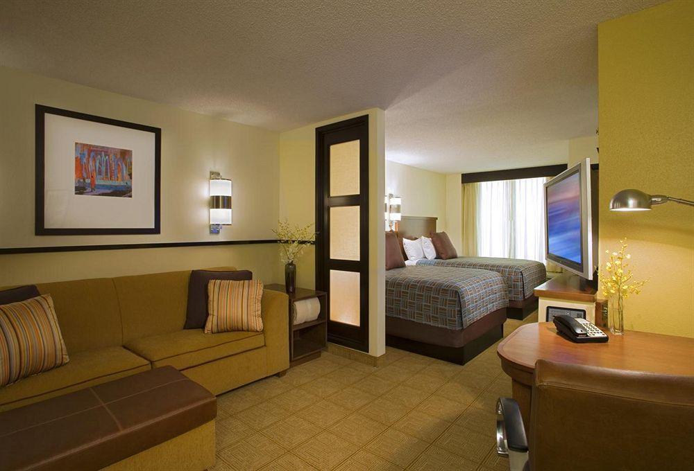 Hyatt Place Topeka Szoba fotó