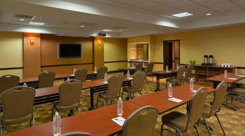 Hyatt Place Topeka Kültér fotó